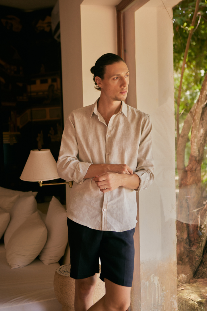 Camisa de Lino Manga Larga Cuello Clásico Beige